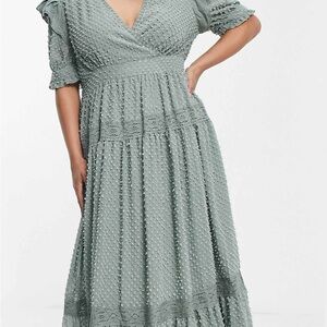 Brand New ASOS Elegant Green Textured Tiered Women's Dress